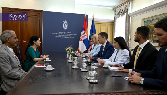 Đurić primio u oproštajnu posetu ambasadorku Indije Đurić primio u oproštajnu posetu ambasadorku Indije