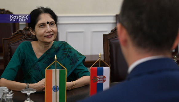 Đurić primio u oproštajnu posetu ambasadorku Indije Đurić primio u oproštajnu posetu ambasadorku Indije