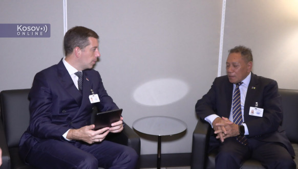 Đurić i Piter Šanel Agovako Đurić i Piter Šanel Agovako