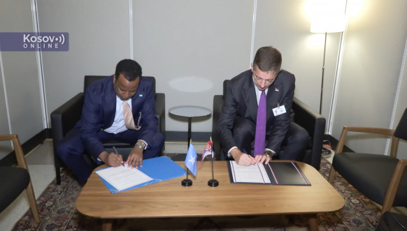 Đurić sa somalijskim šefom diplomatije Đurić sa somalijskim šefom diplomatije