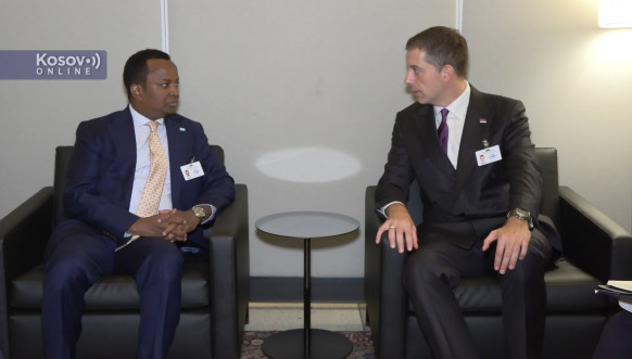 Đurić sa somalijskim šefom diplomatije Đurić sa somalijskim šefom diplomatije