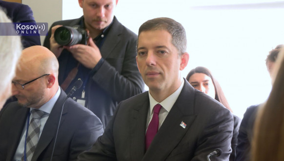 Ministar Đurić