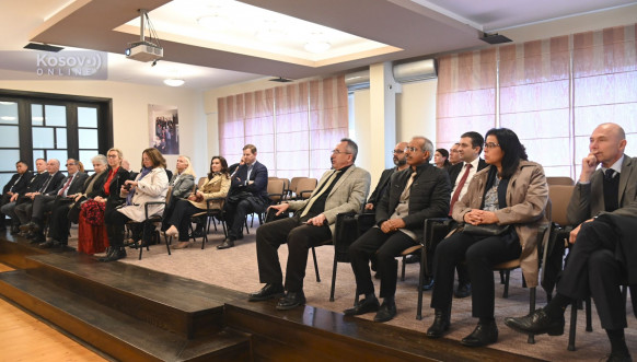 Đurić ugostio diplomatski kor u Srbiji Đurić ugostio diplomatski kor u Srbiji