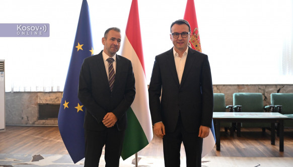 Petković sa Bunfordom i Mađarom