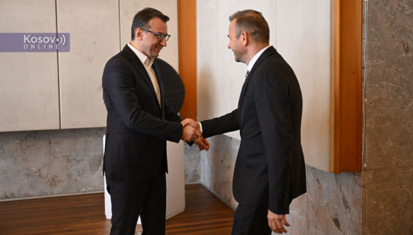 Petković sa Bunfordom i Mađarom