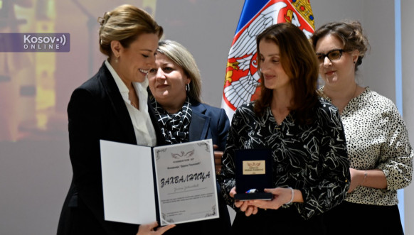 Dodela Ordena Svete majke Anastasije u Gračanici, Fondacija Dajana Paunović