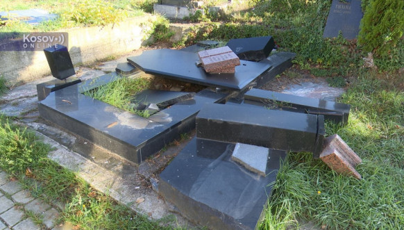 Zadušnice u Južnoj Mitrovici