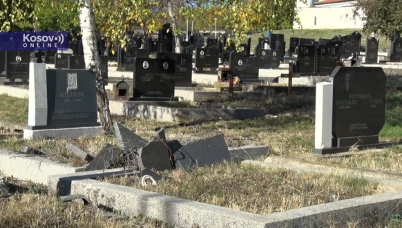 Mitrovske zadušnice u Prištini
