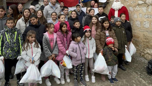Osmeh na dar novogodišnja akcija Osmeh na dar novogodišnja akcija