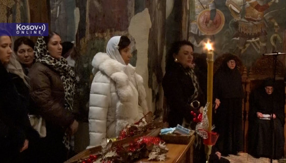 Božićna liturgija, Gračanica