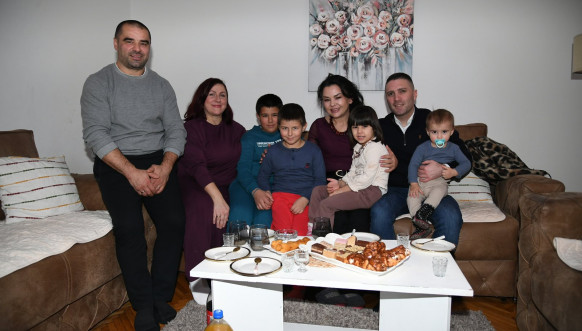 Paketići za decu u Prilužju Paketići za decu u Prilužju