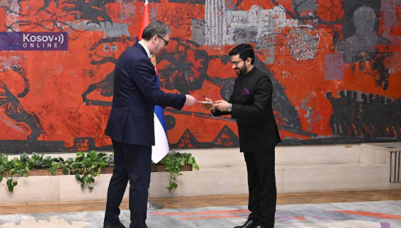 Vučić i ambasadori