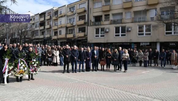 Polaganje venaca u Severnoj Mitrovici