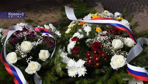 Polaganje venaca u Severnoj Mitrovici