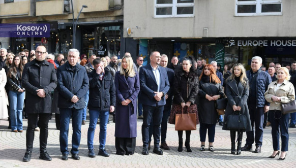 Polaganje venaca u Severnoj Mitrovici