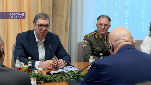 Vučić i Krozeto