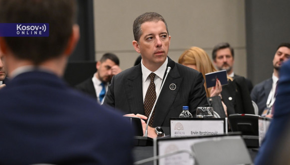Marko Đurić na panelu u Antaliji