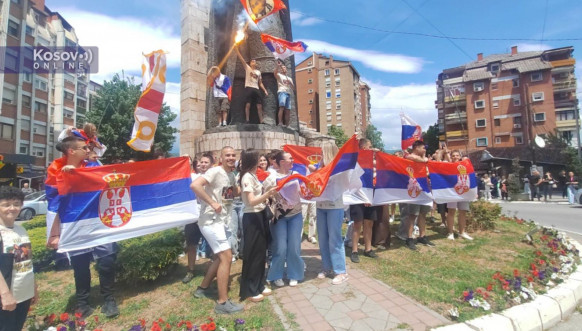 Mitrovački gimnazijalci završetak školske godine Mitrovački gimnazijalci završetak školske godine