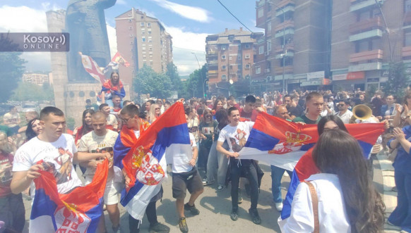 Mitrovački gimnazijalci završetak školske godine Mitrovački gimnazijalci završetak školske godine