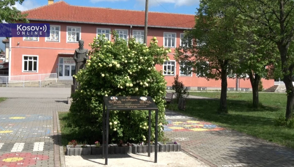 Pomen Mariji i Nikoli Petrović u Gračanici