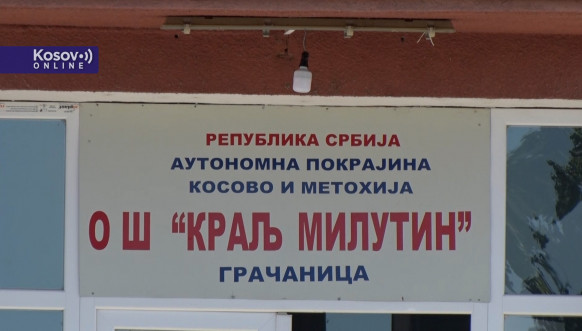 Protest zdravstvenih radnika u Gračanici Protest zdravstvenih radnika u Gračanici