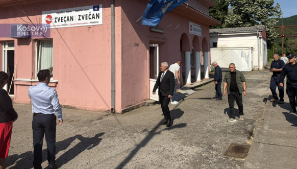 Zvečan, železnička stanica Zvečan, železnička stanica