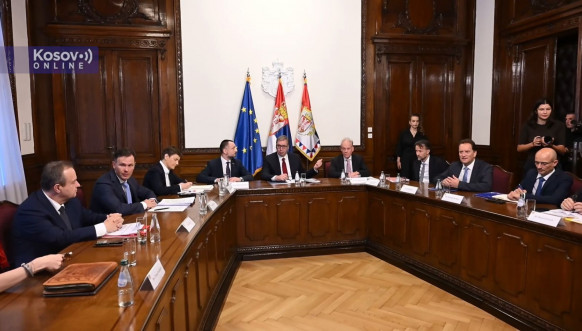 Vućić na sastanku Operativnog tima za pristupanje EU Vućić na sastanku Operativnog tima za pristupanje EU