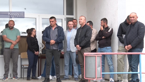 Protest zaposlenih u Partešu Protest zaposlenih u Partešu