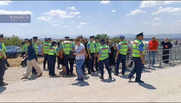 vernici na Gazimestanu, policija pretresa