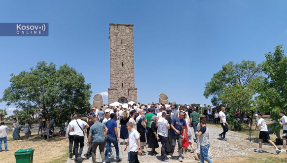 vernici na Gazimestanu, policija pretresa