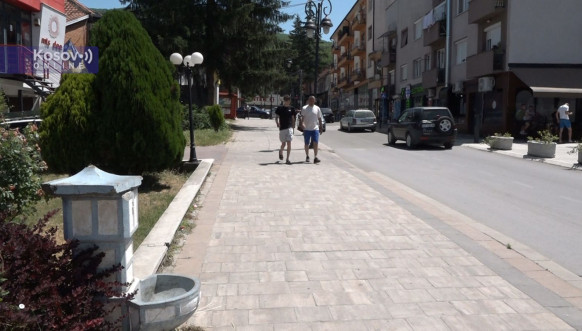vrućine na severu Kosova, Severna Mitrovica i Leposavić