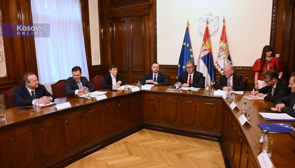 Vućić na sastanku Operativnog tima za pristupanje EU Vućić na sastanku Operativnog tima za pristupanje EU