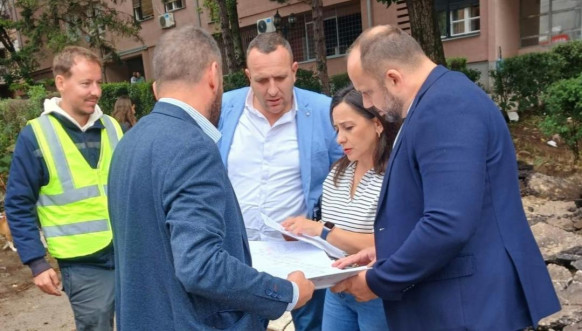 počeli radovi na trotoaru u Severnoj Mitrovici, Milan Radojević