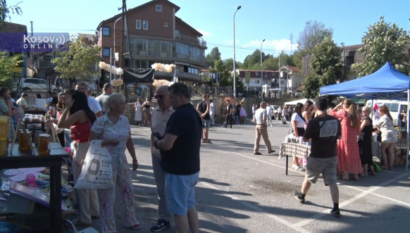 Humanitarni bazar u Štrpcu