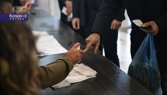 Petković na biračkom mestu Petković na biračkom mestu