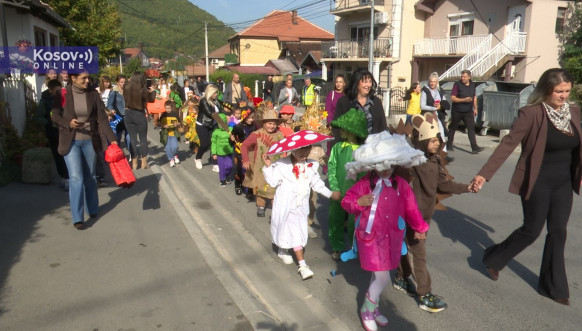 Jesenji maskenbal u PU Lane u Zvečanu