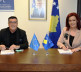 Ministarka i gradonačelnici, potpisivanje ugovora, FOTO: MALS 