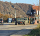 Kosovska policija i Kfor u oklopnim vozilima u blizini Leposavića 