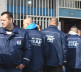 Radnici ispred poste