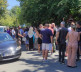 građani Severne Mitrovice kod policijske stanice
