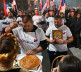 Srbi sa Kosova dočekani ispred Doma Narodne skupštine Srbije