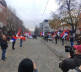 Radojević i okupljeni građani u Severnoj Mitrovici