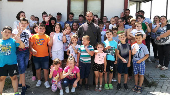 Deca iz Kmetovca kod Gnjilana 