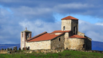 Crkva Svetih apostola Petra i Pavla  