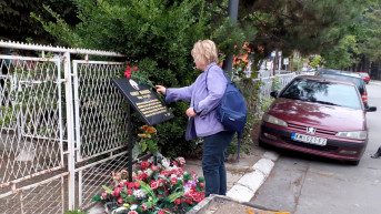Rada Trajković na mestu ubistva Olivera Ivanovića