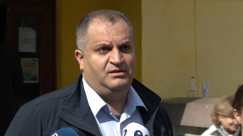 Špend Ahmeti na biračkom metu