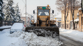 Čišćenje ulica od sneg