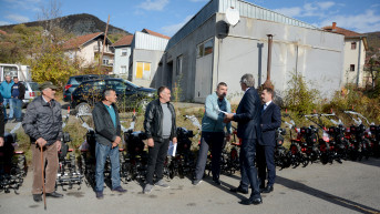 Podela poljoprivredne opreme u Leposaviću