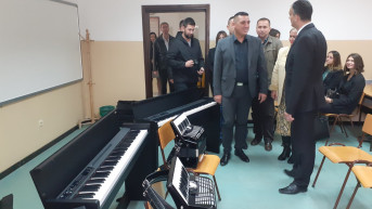 Muzicki instrumenti za muz. skolu u KM