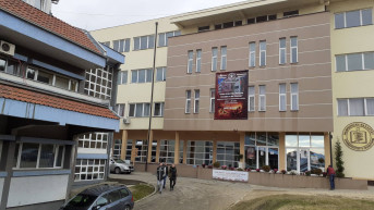 Zgrada dekanata Medicinskog fakulteta u KM